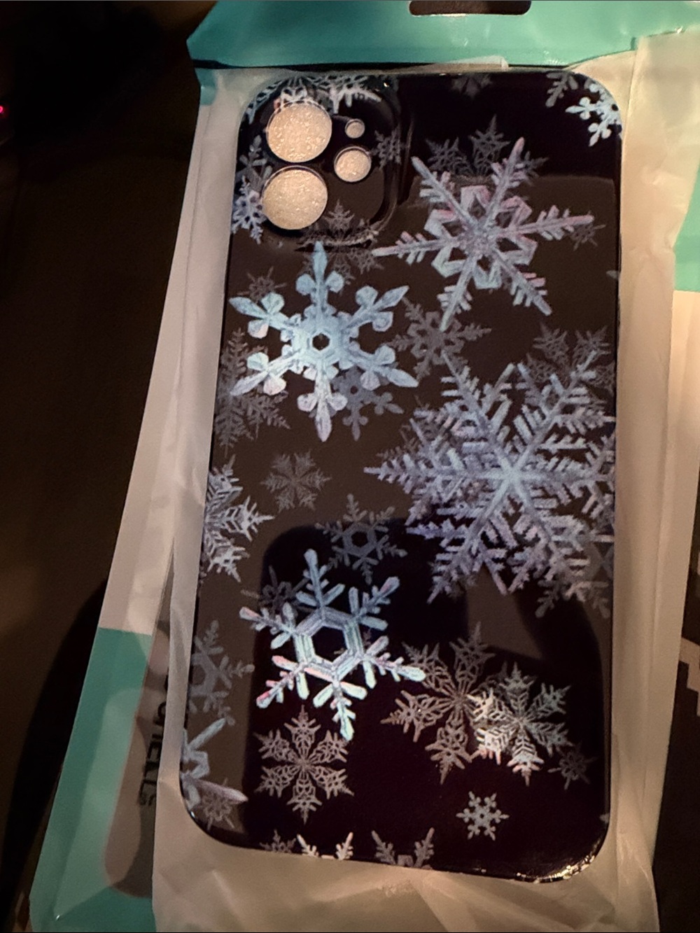 iPhone 11/12 Snowflake Pattern Black Phone Case - Blue Snowflakes